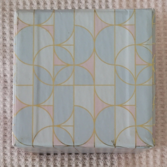 ISABELLA M EARRINGS - Picture 6 of 9